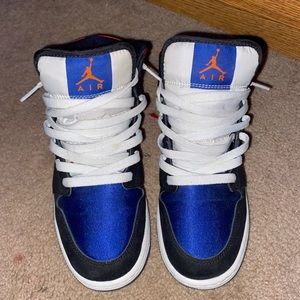 Jordan 1 mid